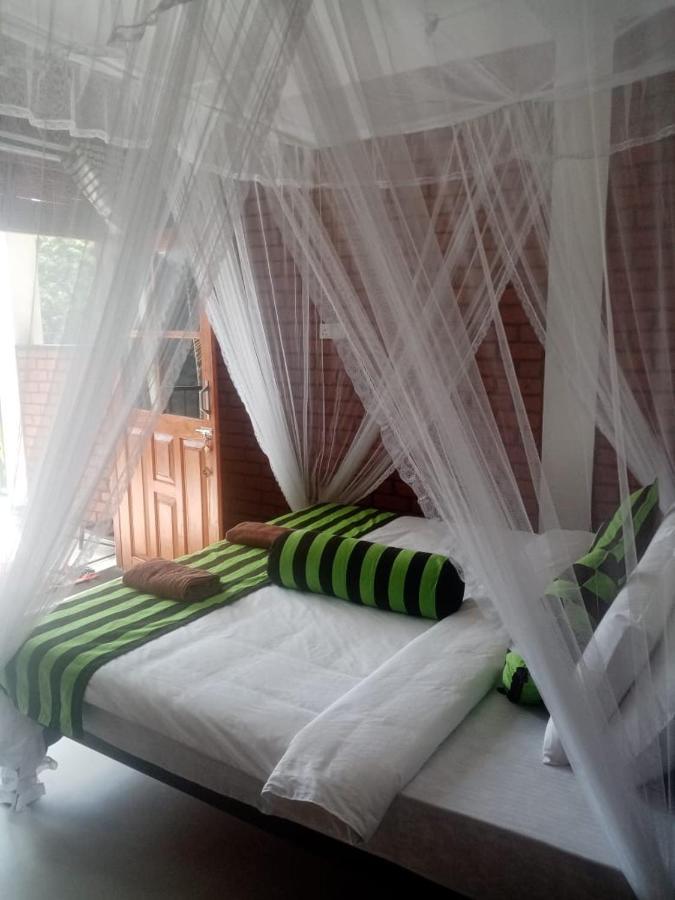 Adam'S Apple Homestay Ella Esterno foto
