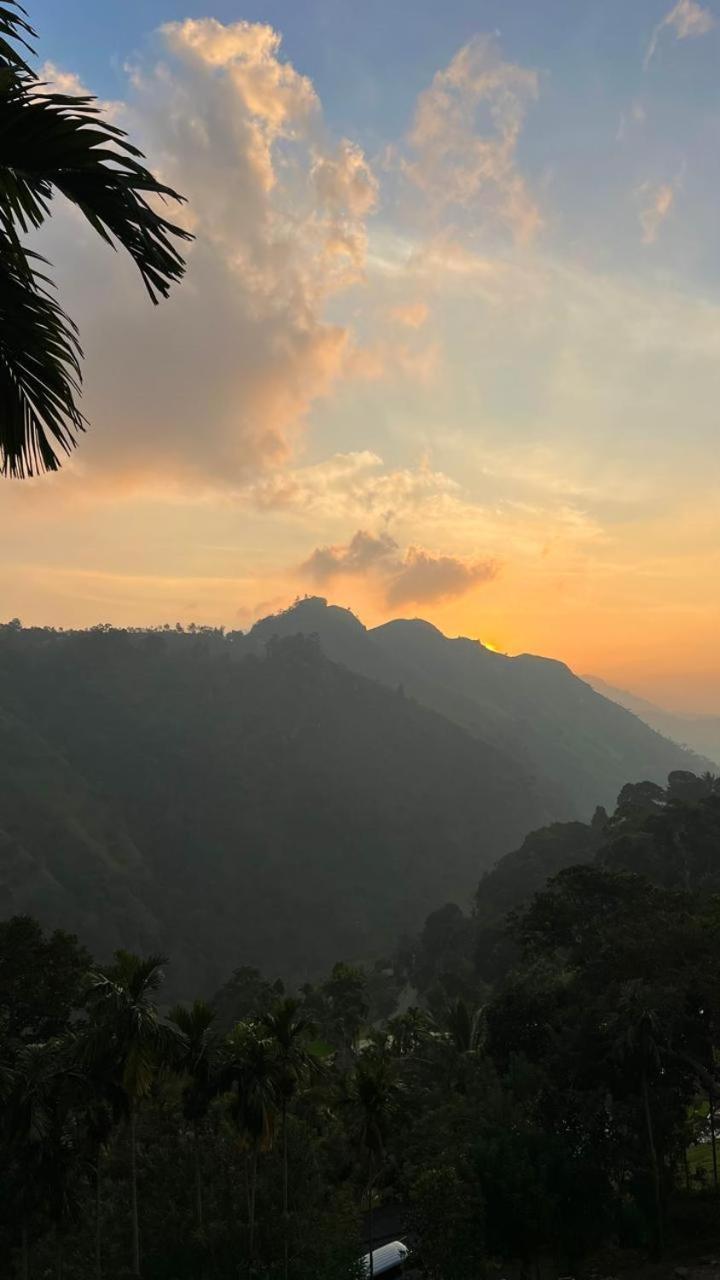 Adam'S Apple Homestay Ella Esterno foto